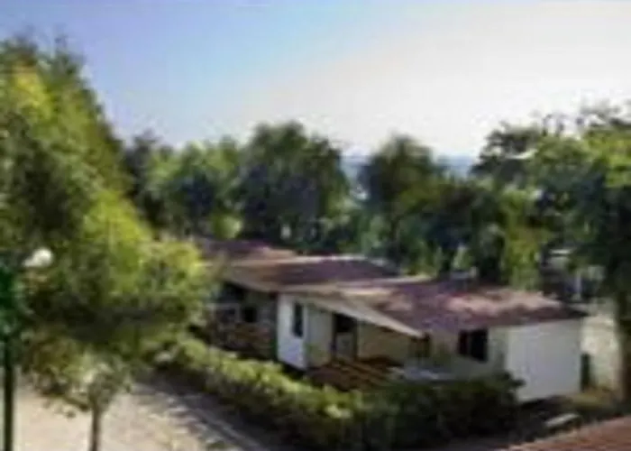 Camping Baia Unci