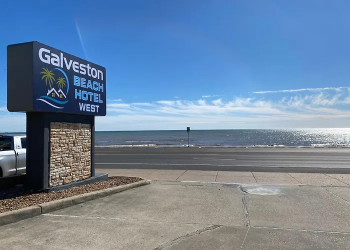 Pet Friendly hotel: Galveston Beach Hotel
