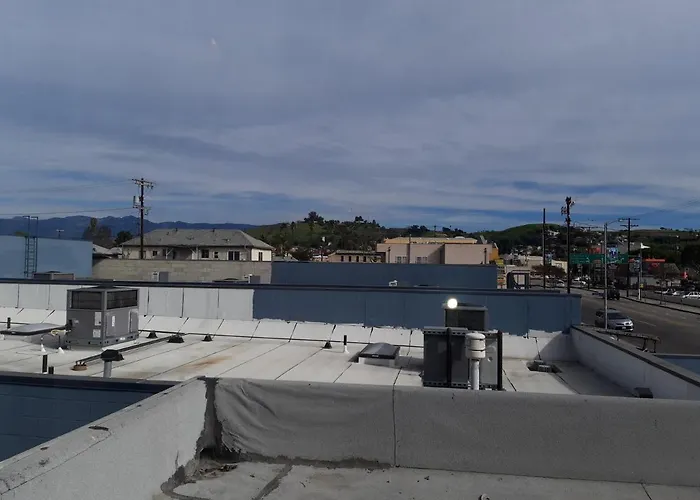 Trip to College Pads On Pasadena Ave