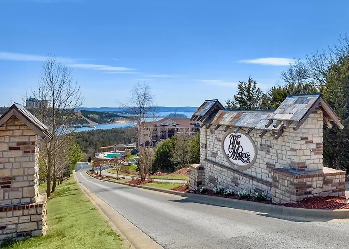 Hotel: Majestic At Table Rock