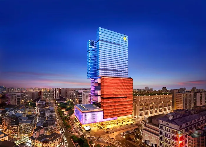 Starworld Hotel